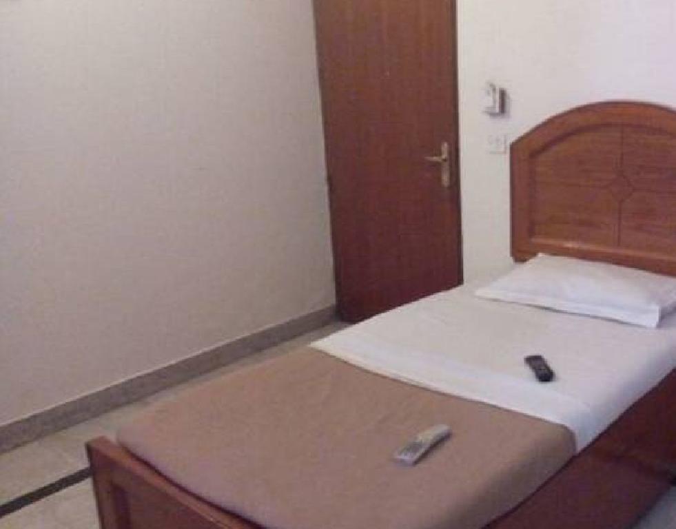 Mahalaxmi Plaza Hotel Faridabad Kamer foto